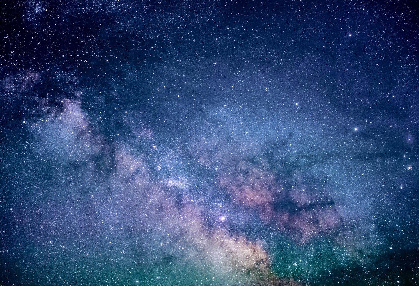 星空图片背景图，为什么它能让你的手机屏幕活起来