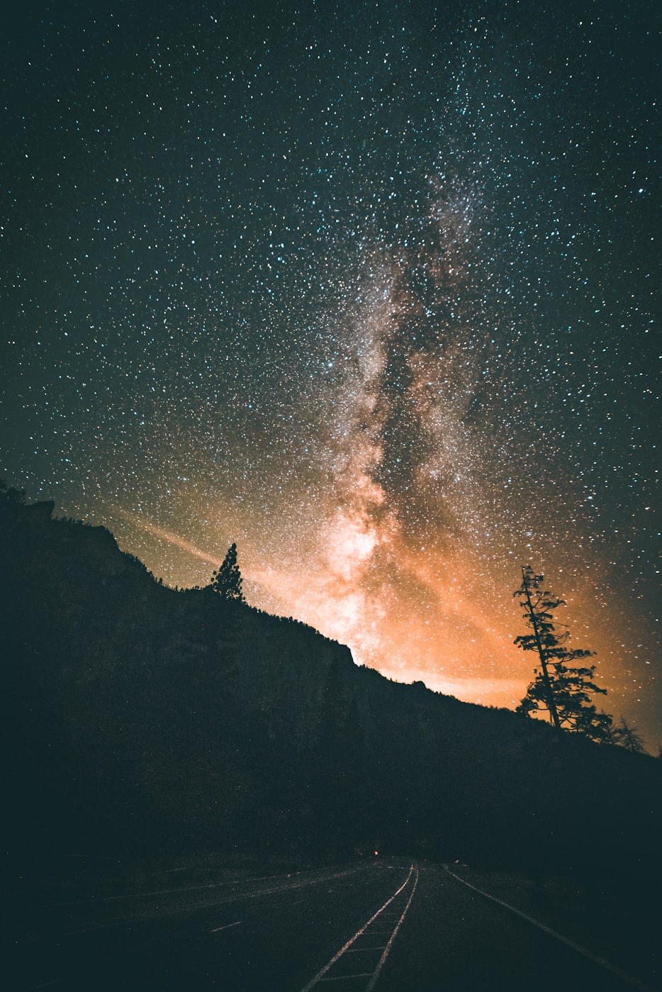 深夜仰望星空,手机壁纸里的宇宙才是真治愈 深夜仰望星空,手机壁纸里的宇宙才是真治愈