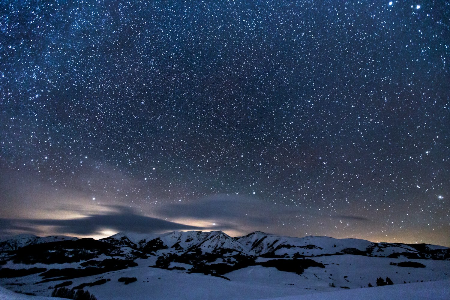 星空图片高清图片背景，当夜空变成你电脑里的那片海